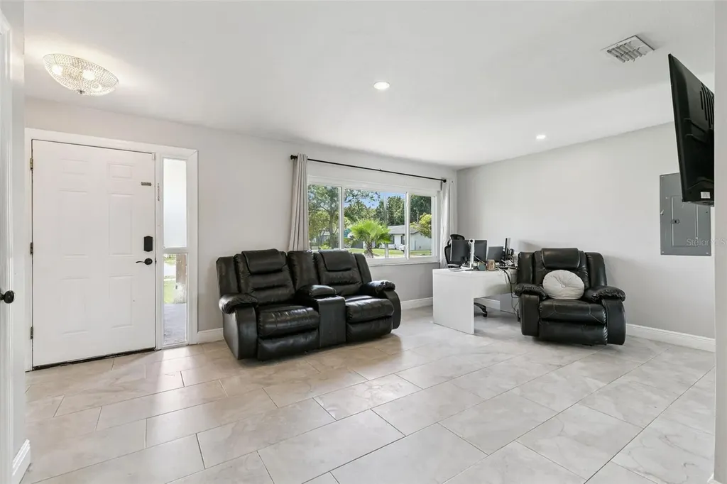 10303 Bridlewood Avenue Orlando FL 32825