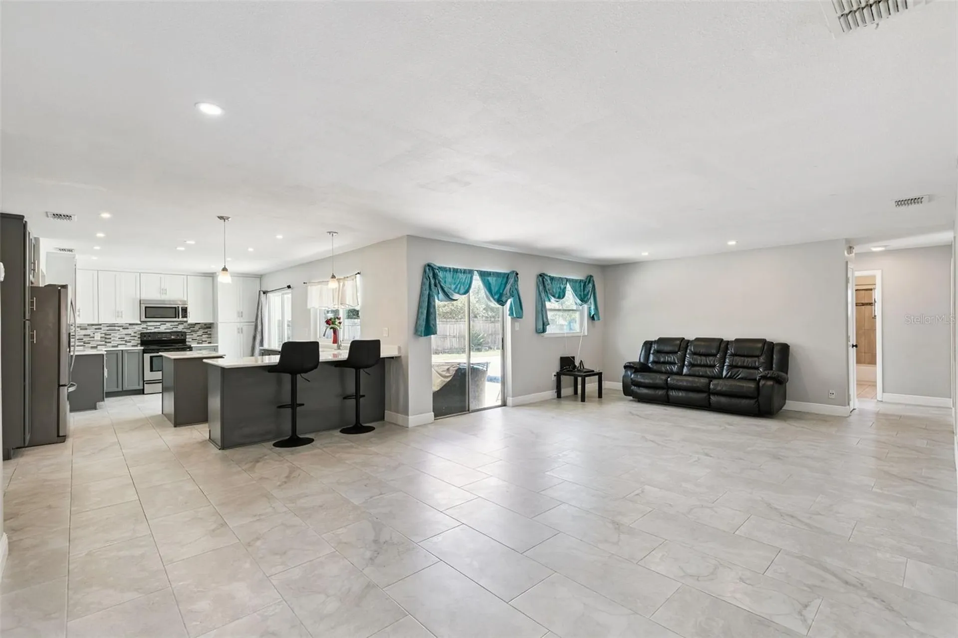 10303 Bridlewood Avenue Orlando FL 32825