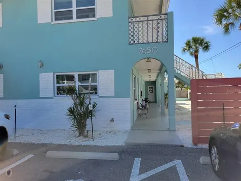 7650 Coquina Way St Pete Beach FL 33706