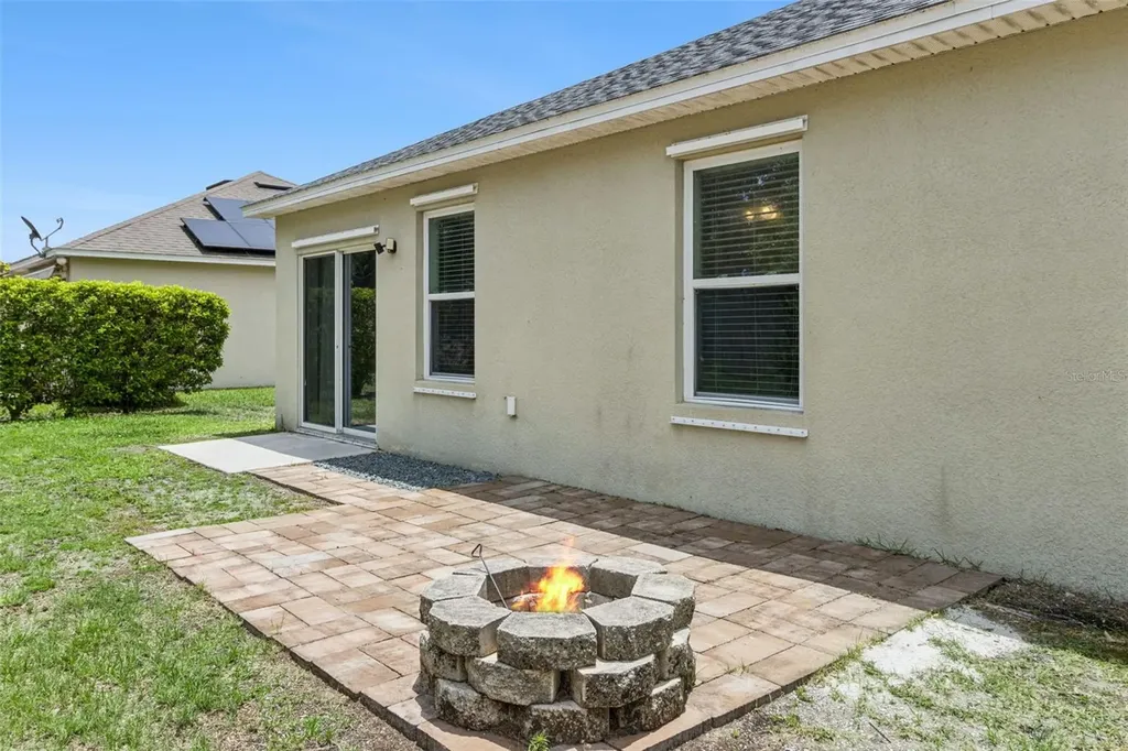 579 Lake Cummings Way Lake Alfred FL 33850