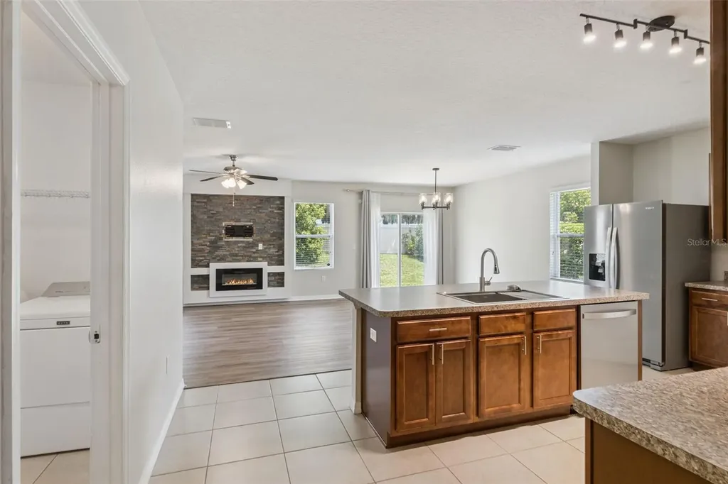 579 Lake Cummings Way Lake Alfred FL 33850
