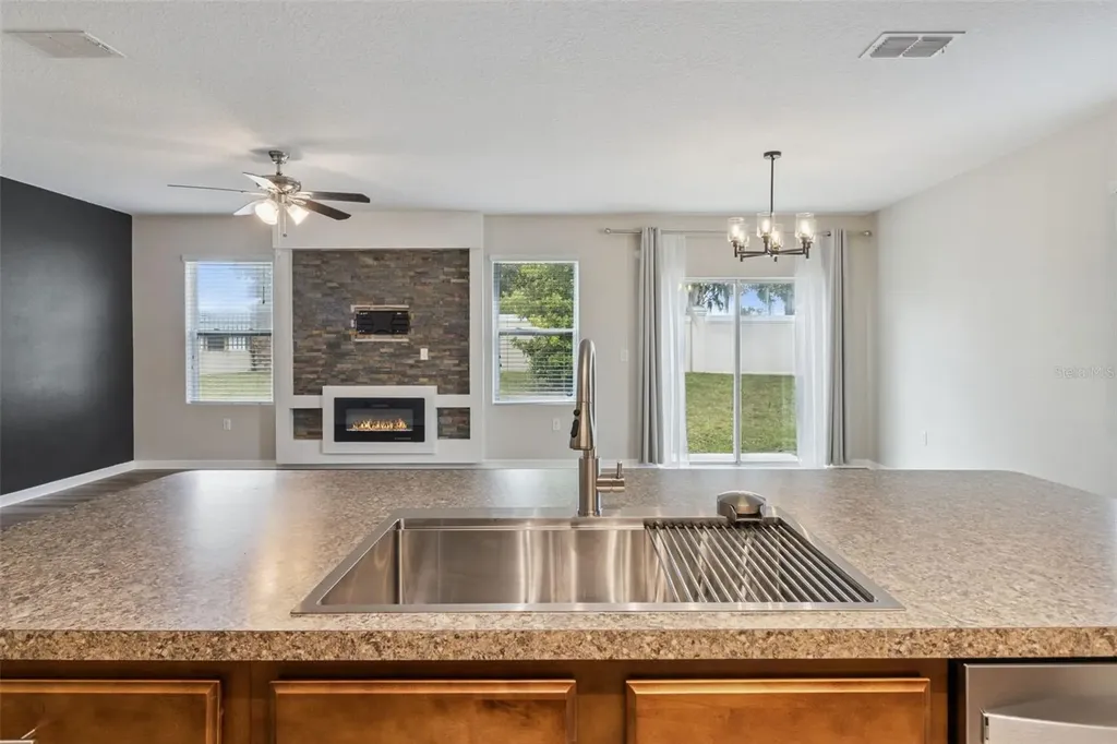 579 Lake Cummings Way Lake Alfred FL 33850