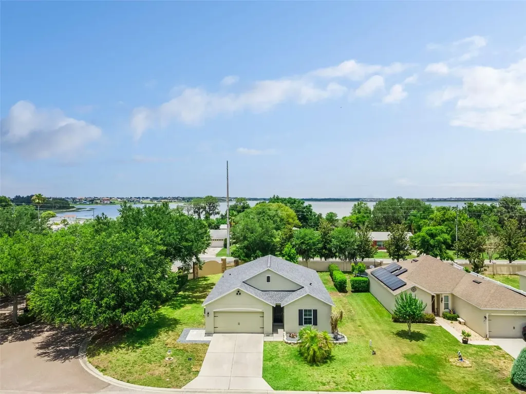 579 Lake Cummings Way Lake Alfred FL 33850