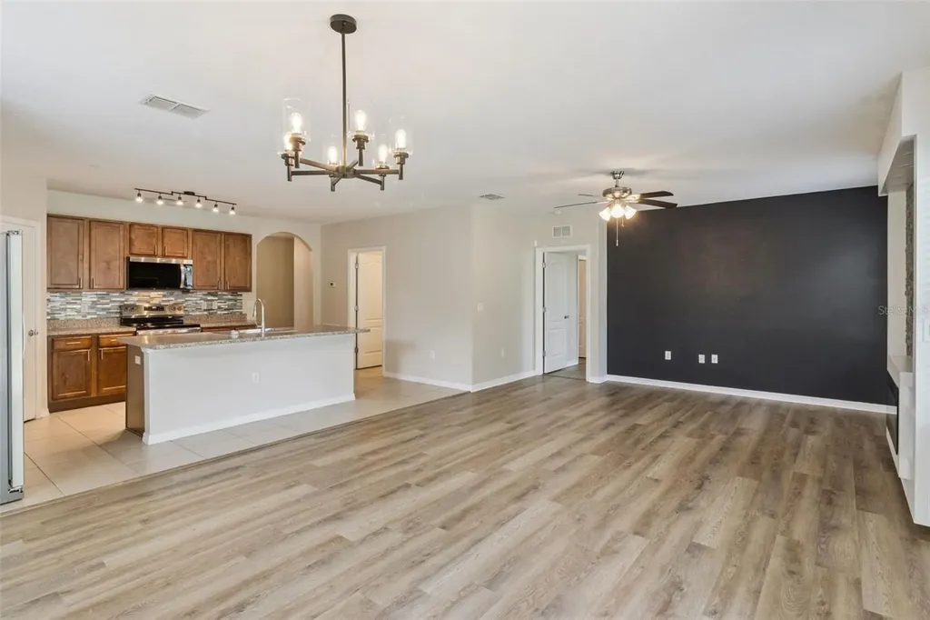 579 Lake Cummings Way Lake Alfred FL 33850