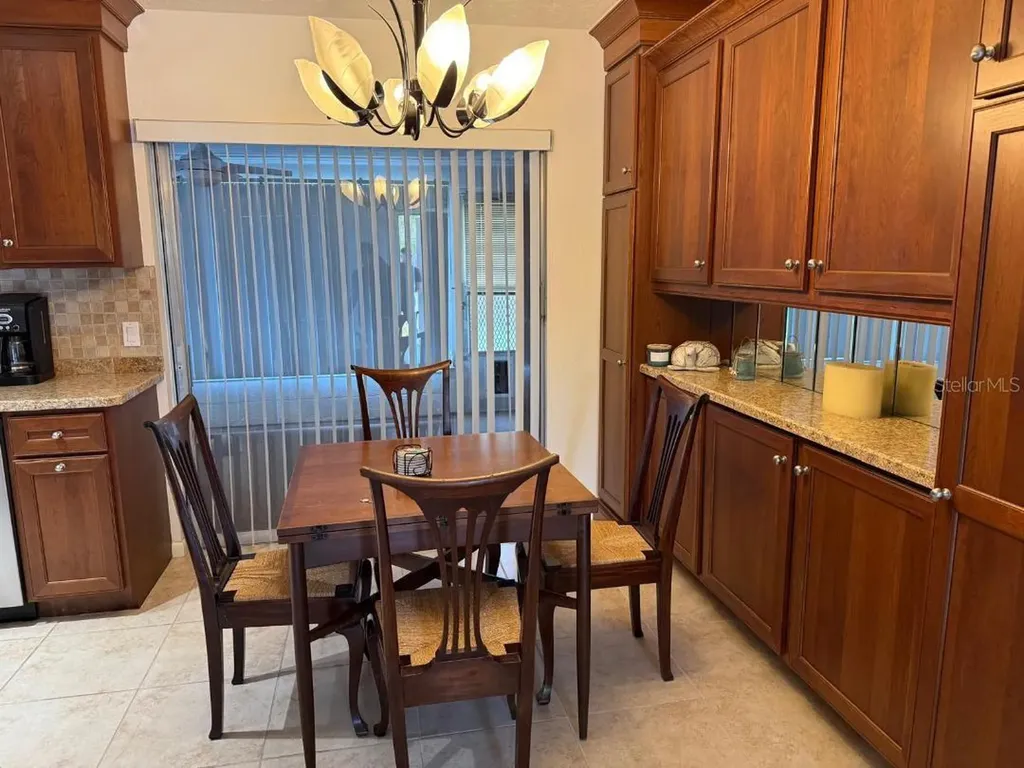 6015 Carlton Avenue Sarasota FL 34231