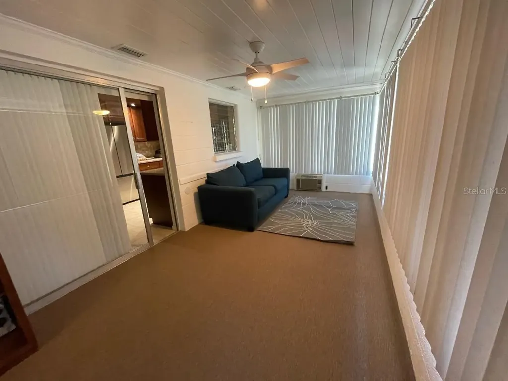 6015 Carlton Avenue Sarasota FL 34231