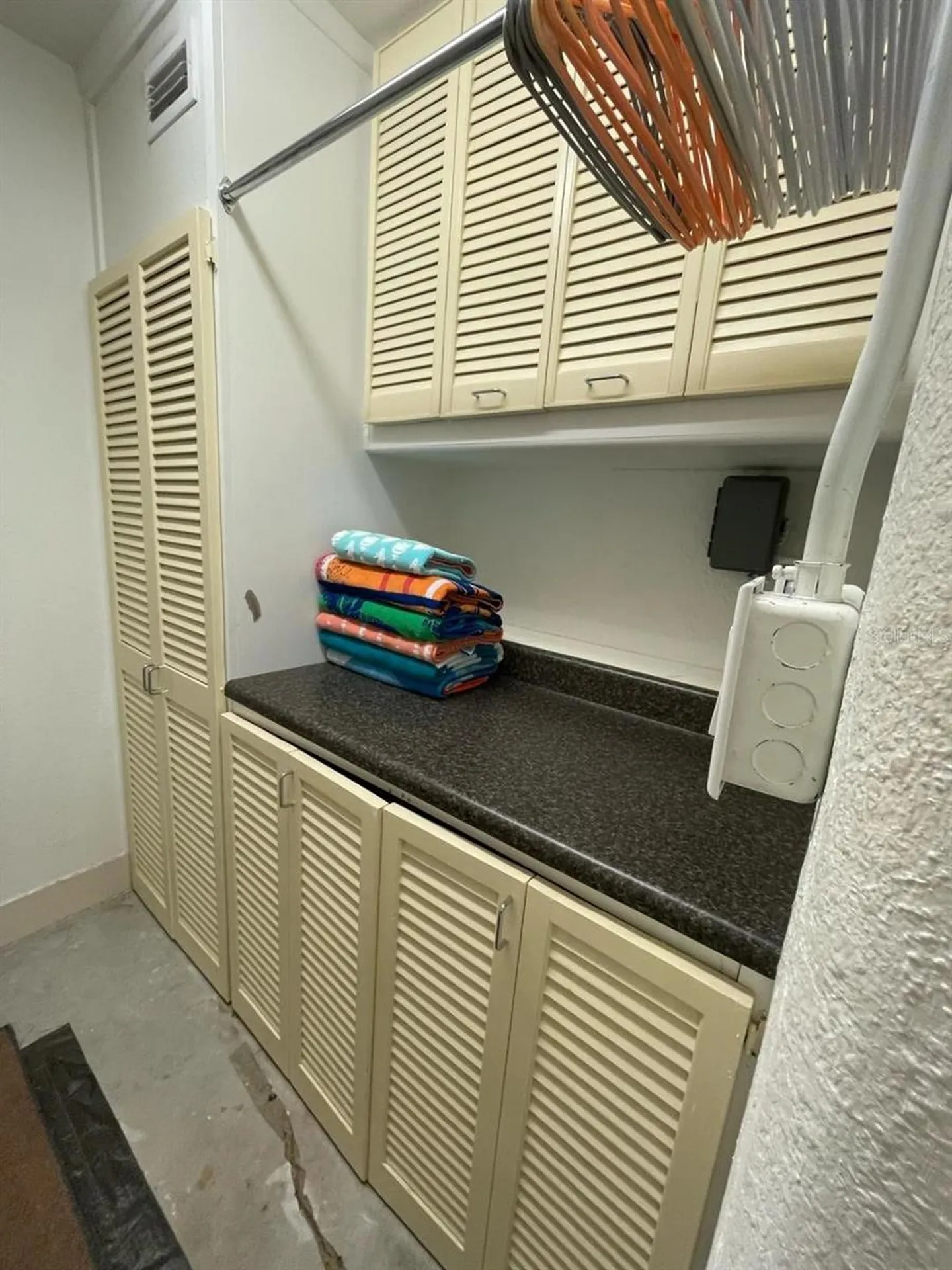 6015 Carlton Avenue Sarasota FL 34231