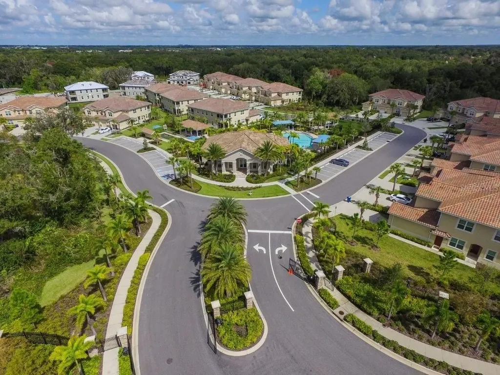 2914 Esmeralda Drive Sarasota FL 34243