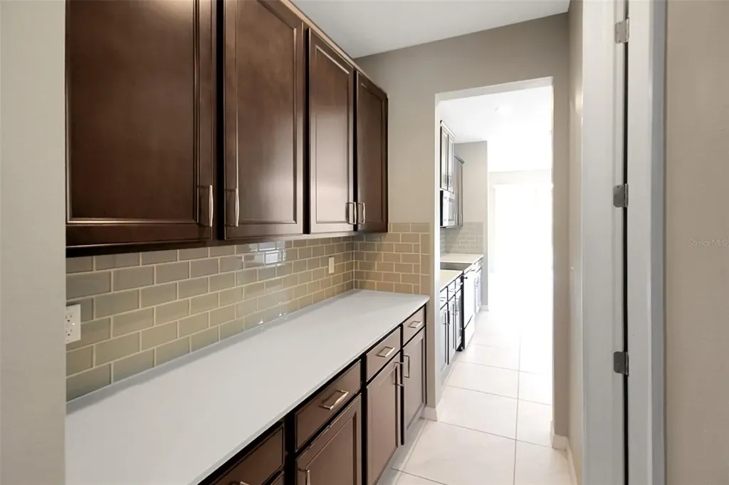 2914 Esmeralda Drive Sarasota FL 34243