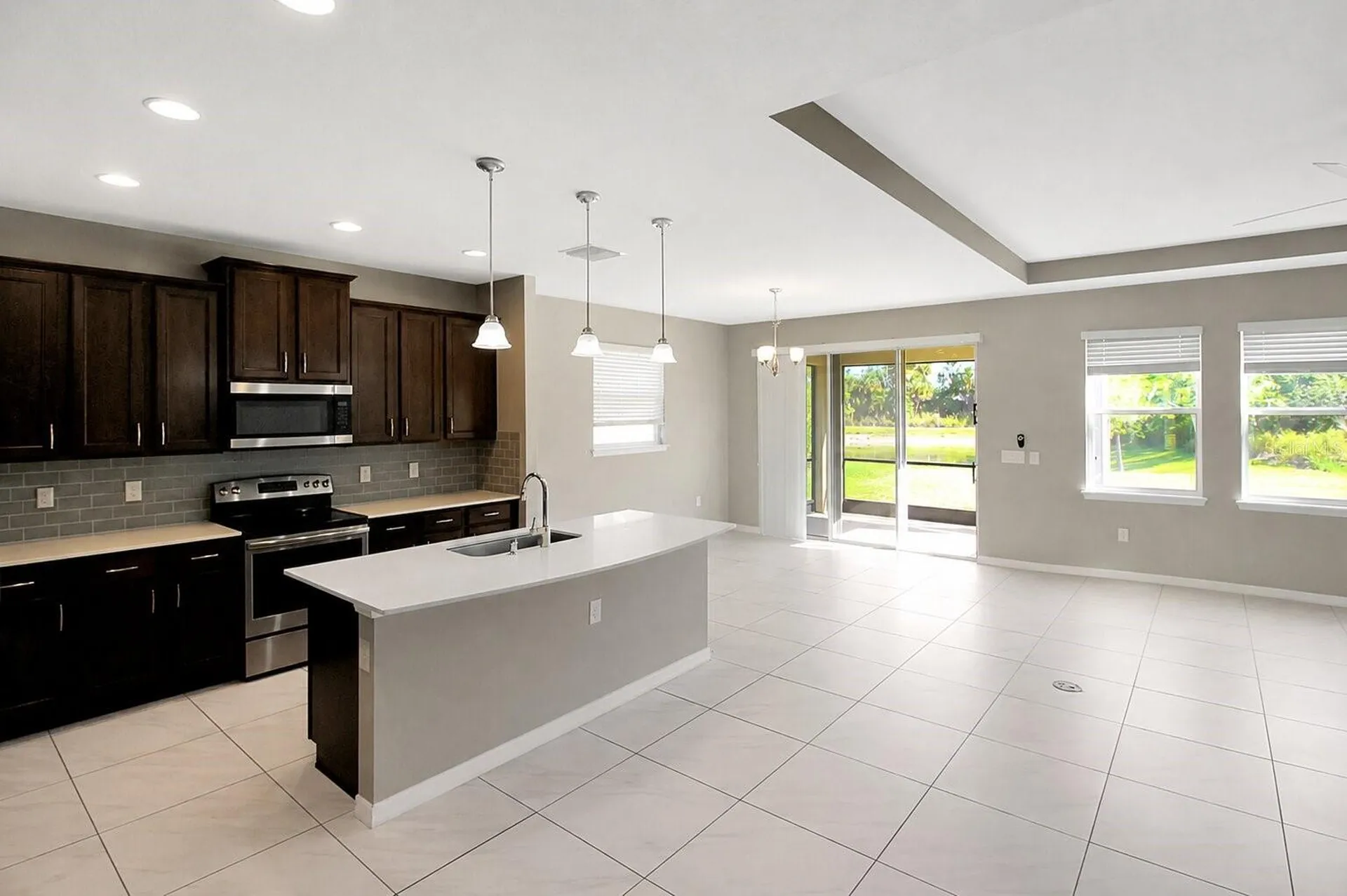 2914 Esmeralda Drive Sarasota FL 34243
