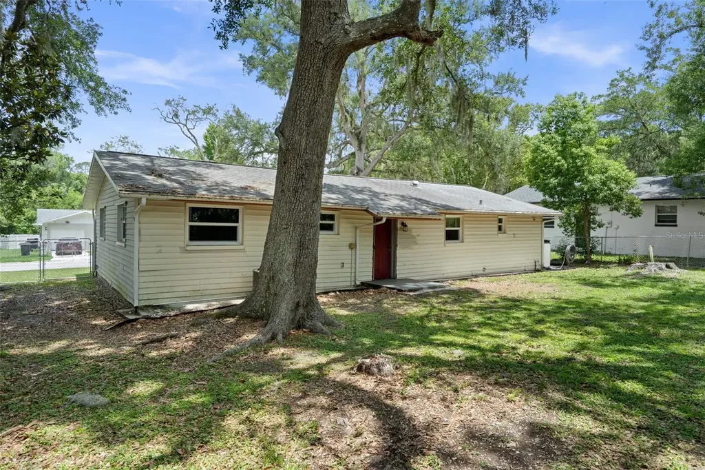 613 Holley Street Brooksville FL 34601