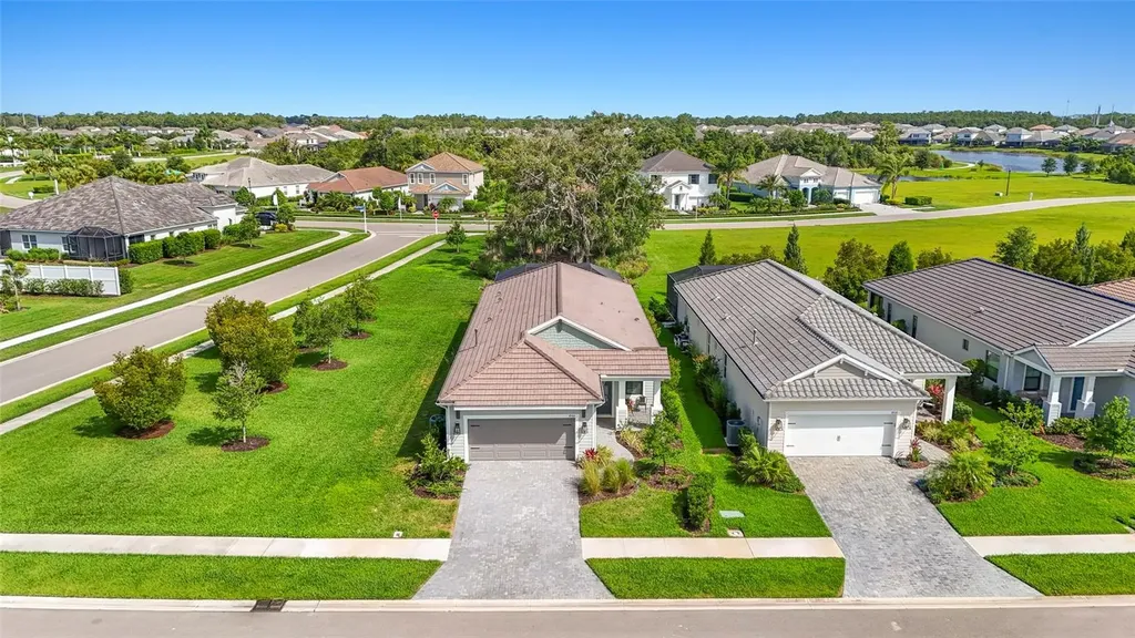 8506 Frangipani Terrace Sarasota FL 34240