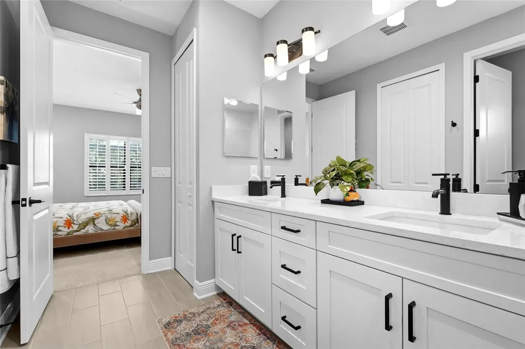 8506 Frangipani Terrace Sarasota FL 34240