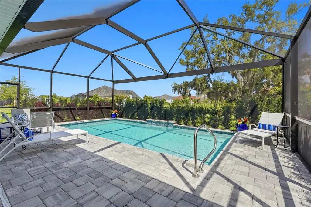 8506 Frangipani Terrace Sarasota FL 34240