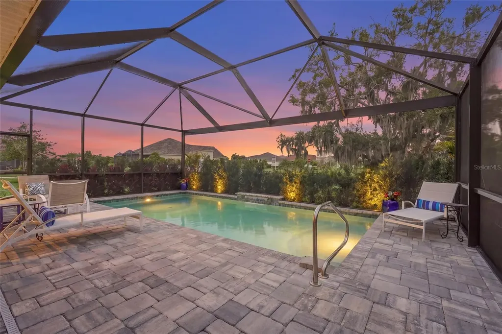 8506 Frangipani Terrace Sarasota FL 34240