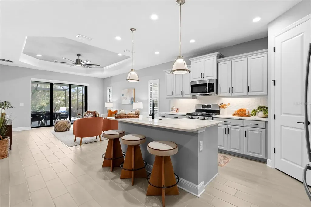 8506 Frangipani Terrace Sarasota FL 34240