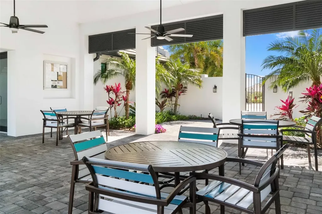8506 Frangipani Terrace Sarasota FL 34240