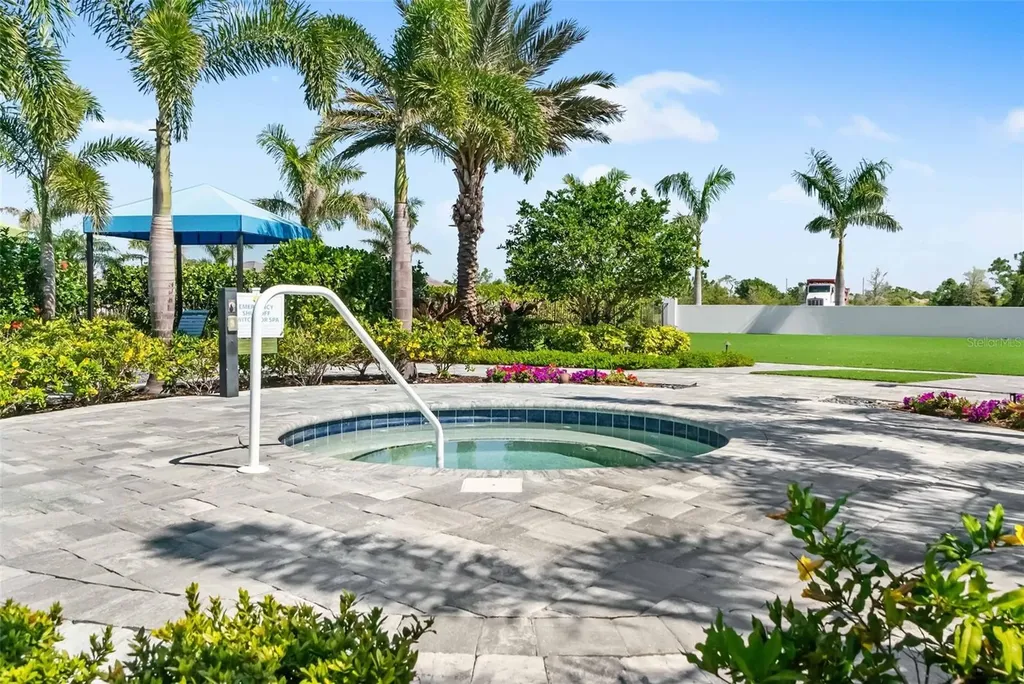 8506 Frangipani Terrace Sarasota FL 34240