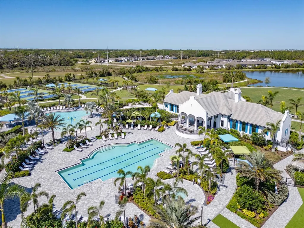 8506 Frangipani Terrace Sarasota FL 34240