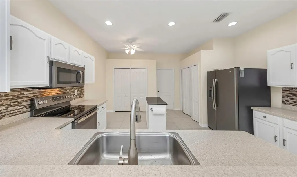 19238 Weymouth Drive Land O Lakes FL 34638