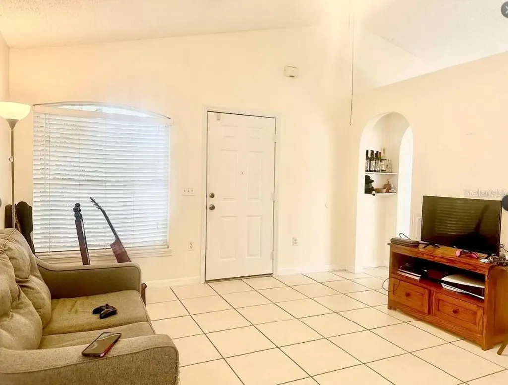 13087 Odyssey Lake Way Orlando FL 32826