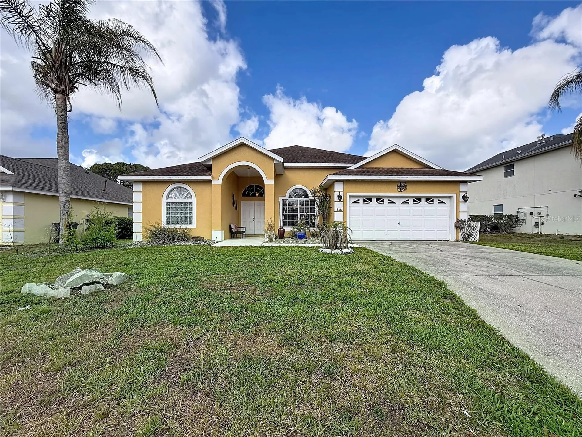 844 Montana Avenue Davenport FL 33897