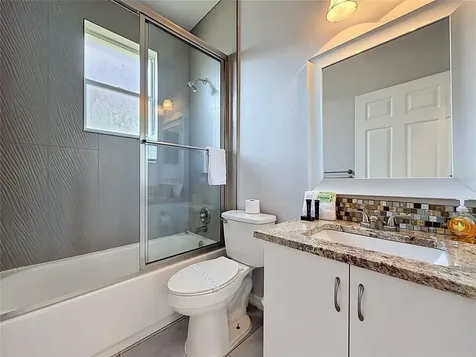 844 Montana Avenue Davenport FL 33897
