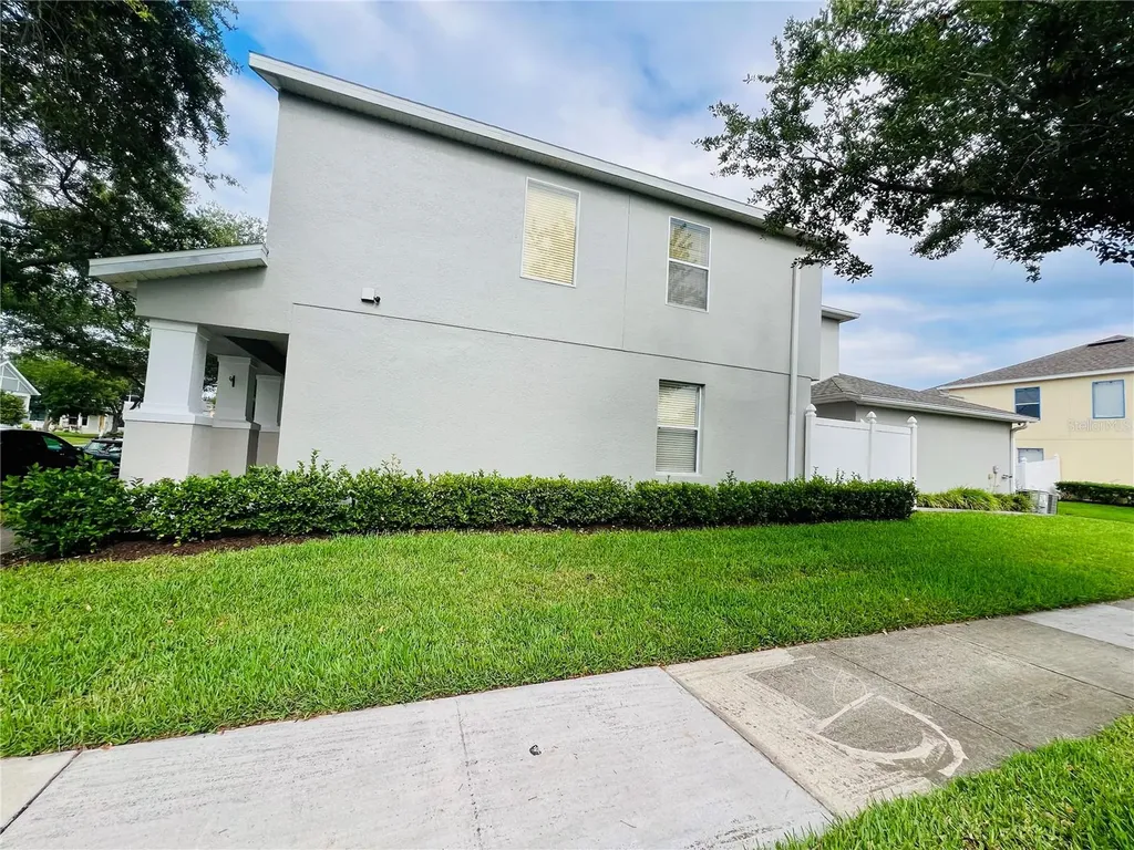 13672 Cygnus Drive Orlando FL 32828