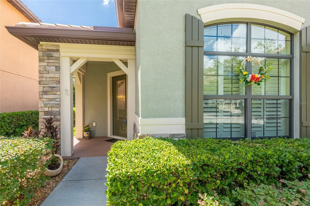 20305 Ash Grove Lane Tampa FL 33647