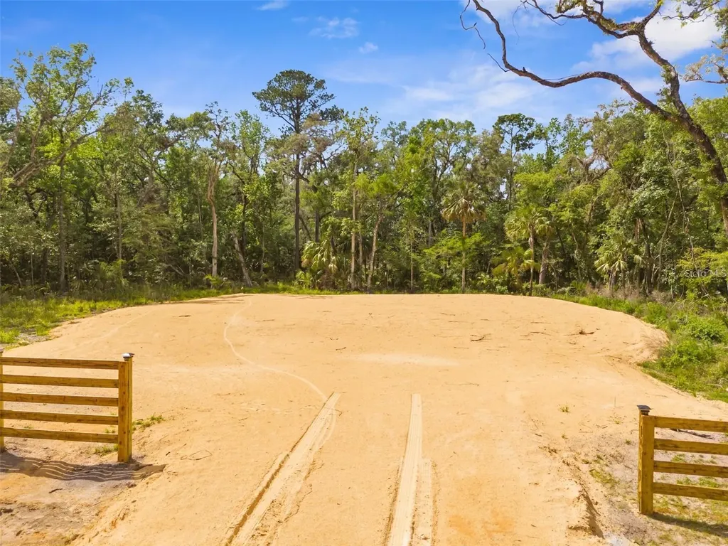 Republican (lot 5) Way Brooksville FL 34601