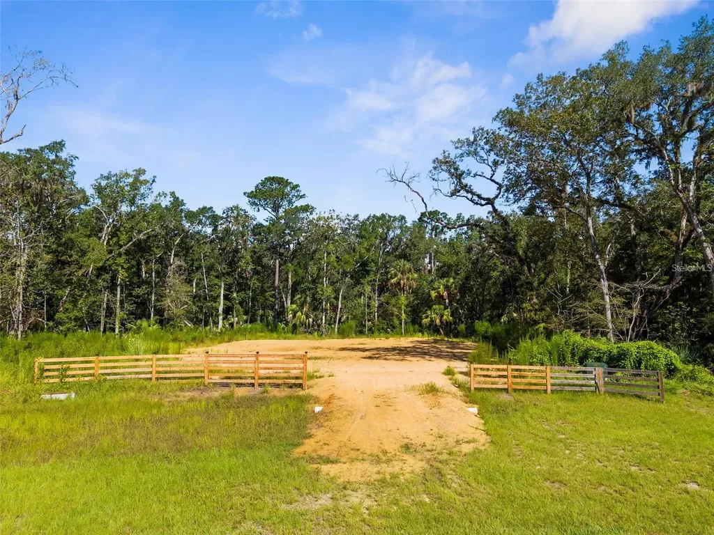 Republican (lot 5) Way Brooksville FL 34601