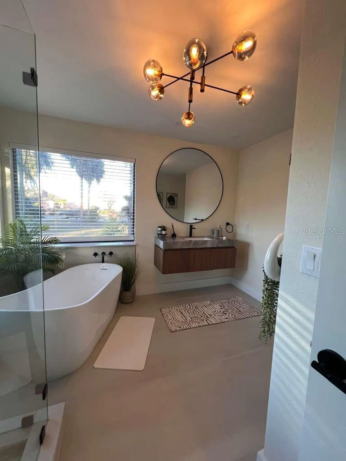 8240 Cypress Lake Drive Sarasota FL 34243