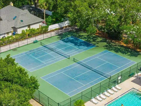 8240 Cypress Lake Drive Sarasota FL 34243
