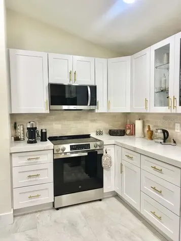 8240 Cypress Lake Drive Sarasota FL 34243