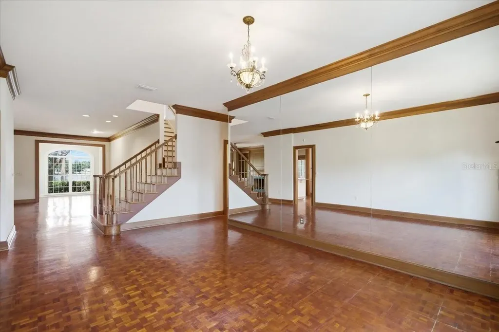 15612 Howell Park Lane Tampa FL 33625