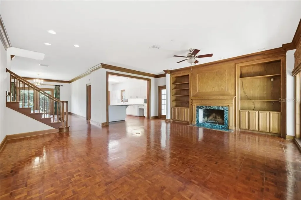 15612 Howell Park Lane Tampa FL 33625