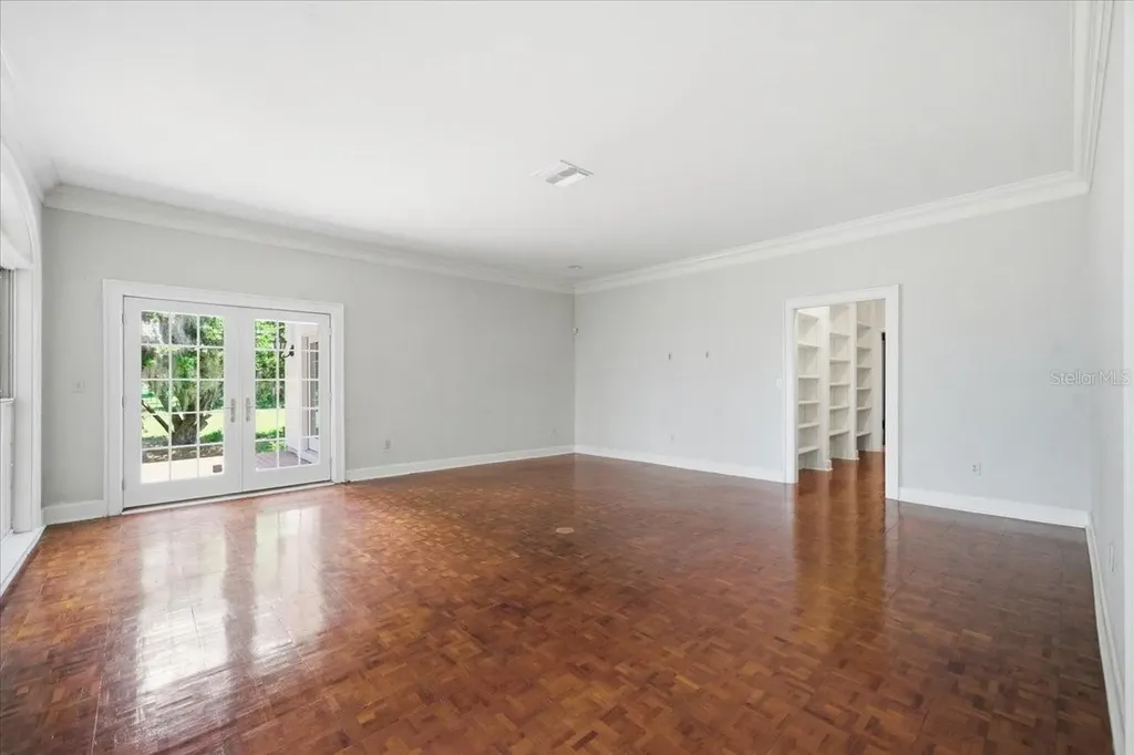 15612 Howell Park Lane Tampa FL 33625