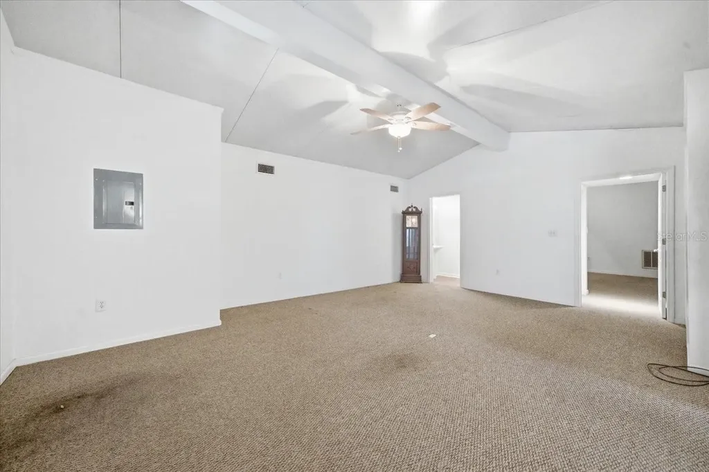 15612 Howell Park Lane Tampa FL 33625