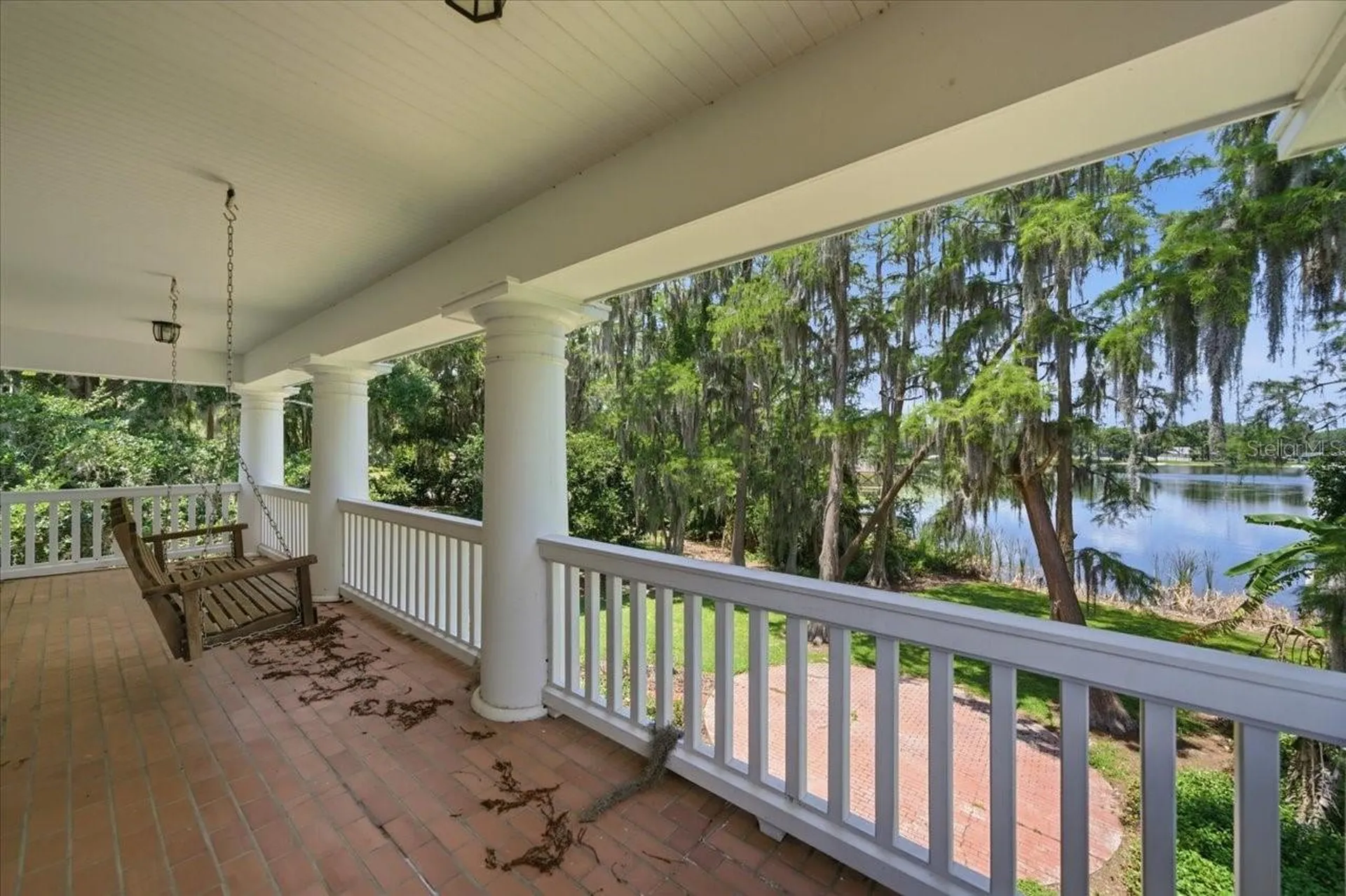 15612 Howell Park Lane Tampa FL 33625