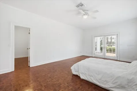 15612 Howell Park Lane Tampa FL 33625