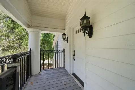 15612 Howell Park Lane Tampa FL 33625