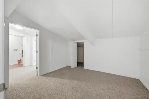 15612 Howell Park Lane Tampa FL 33625