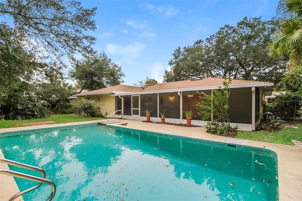 745 Little Wekiva Circle Altamonte Springs FL 32714