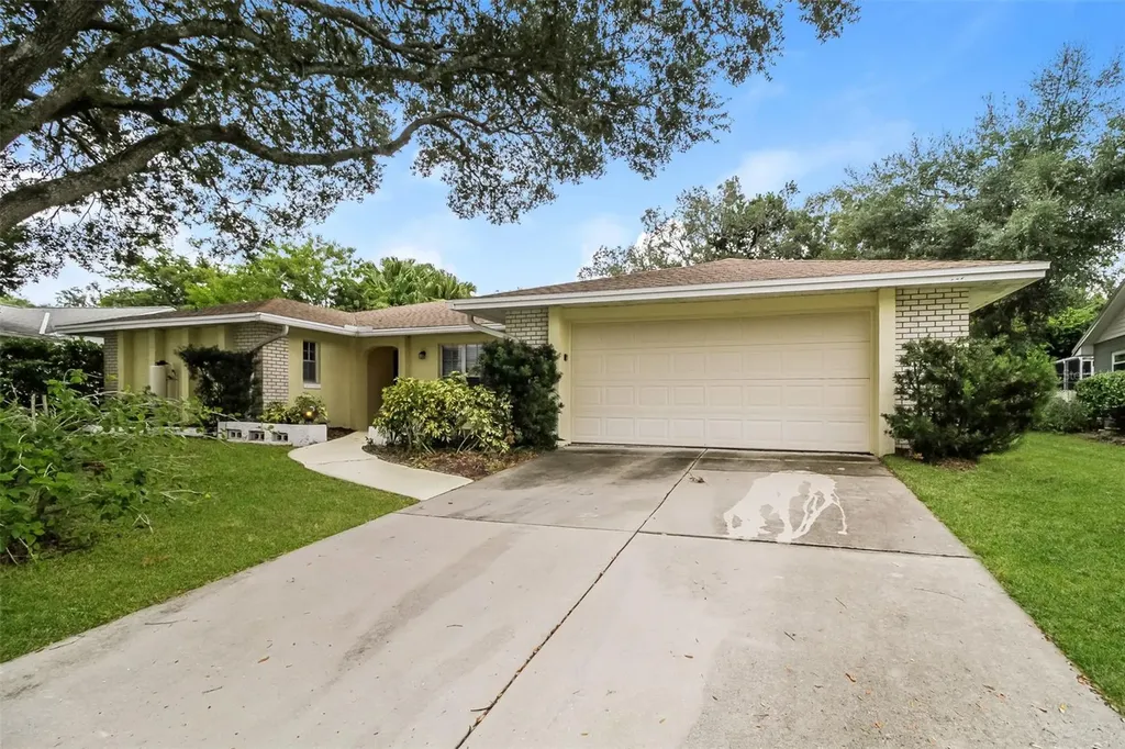 745 Little Wekiva Circle Altamonte Springs FL 32714