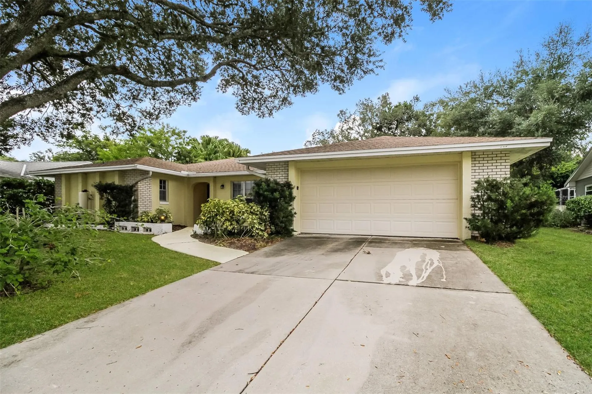 745 Little Wekiva Circle Altamonte Springs FL 32714