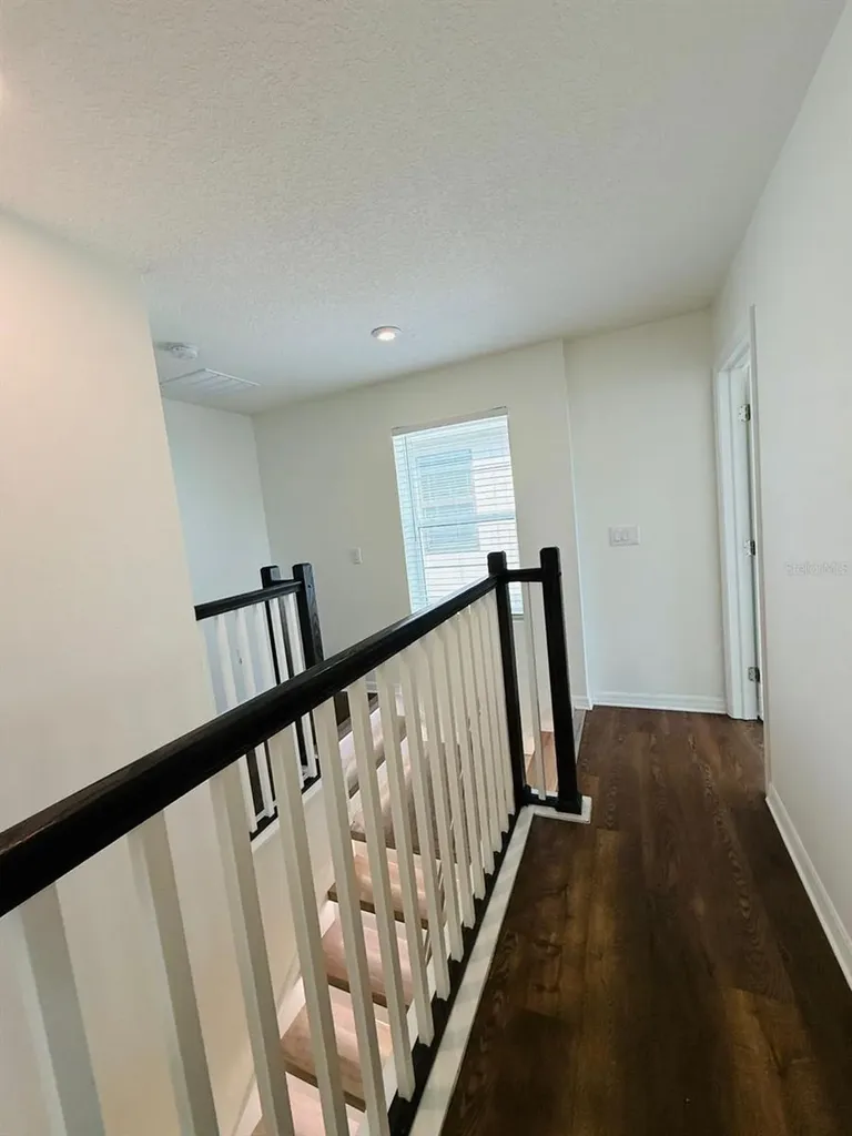 2410 Avian Loop Kissimmee FL 34741