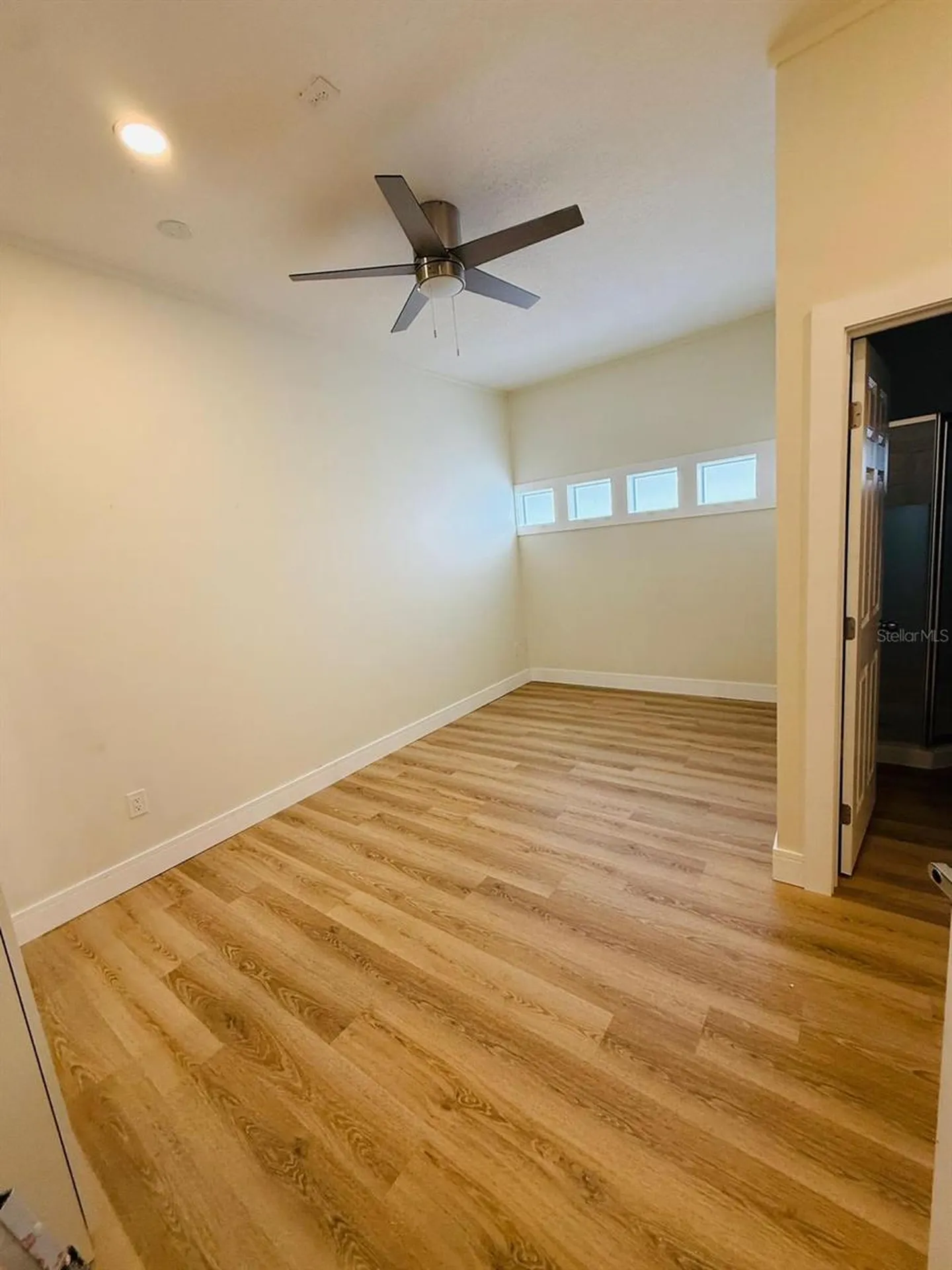 2410 Avian Loop Kissimmee FL 34741