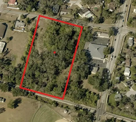 521 E Clay Avenue Brandon FL 33510