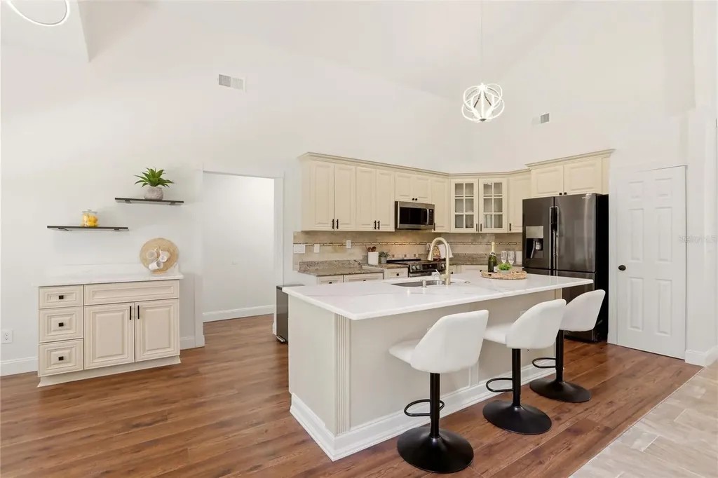 1600 Sweetwater West Circle Apopka FL 32712