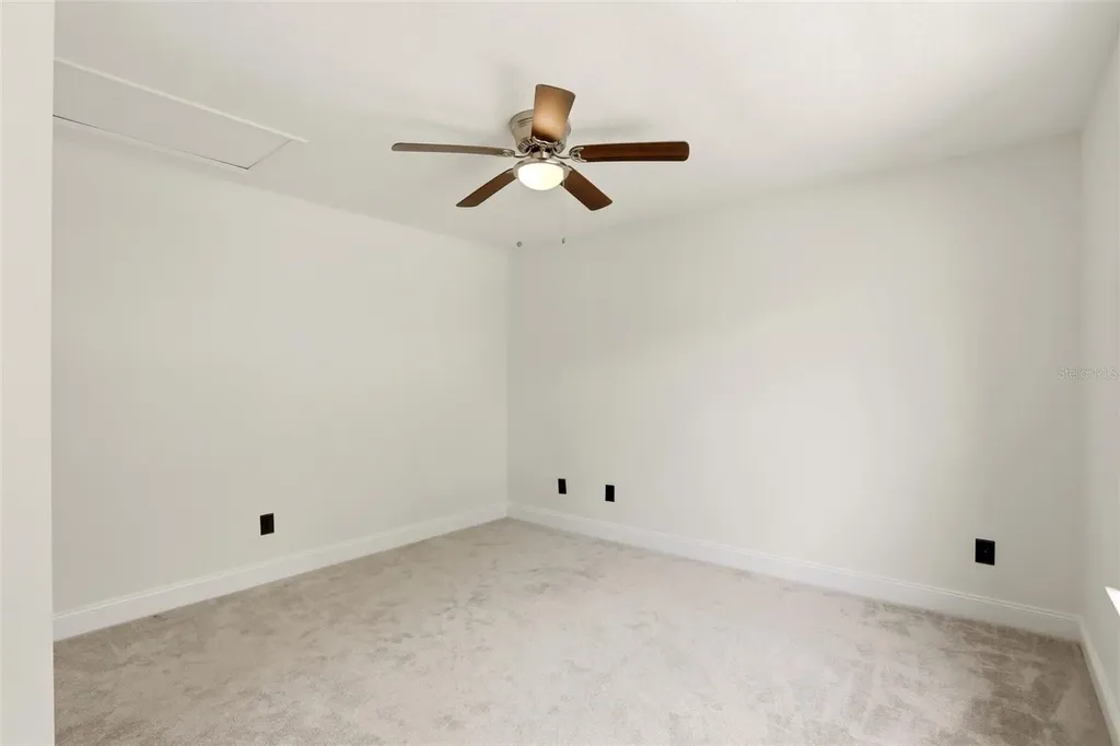 1600 Sweetwater West Circle Apopka FL 32712